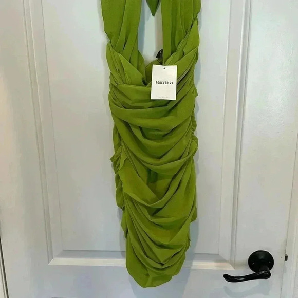 NWT Forever 21 Crisscross Halter Ruched Bodycon Mini Dress Lime Green Apple Sz S - Picture 7 of 13